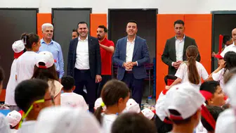 Öğrencilerin ayağına spor getiren proje: Diyarbakır'da okullar tatamiyle buluştu