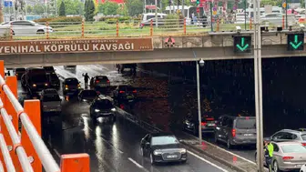 Diyarbakır'da iki ayrı noktada yol çalışması: Otobüs seferlerinde aksamalar yaşanıyor