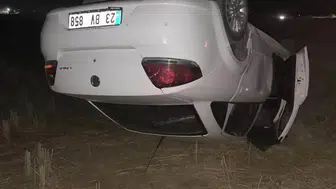 Ergani'de kontrolden çıkan otomobil tarlaya uçtu: Yaralı var