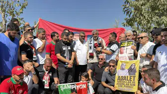 Amedspor ve Beşiktaş taraftarlarından anlamlı buluşma: Rojin Kabaiş'in mezarına ziyaret