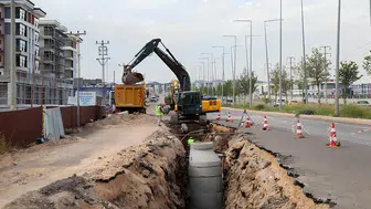 Diyarbakır'da yeni konutlar için harekete geçildi: DİSKİ 600 metrelik hat döşüyor
