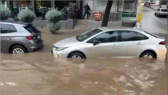 İşte Diyarbakır'dan yağmur manzaraları: Hayat felç oldu
