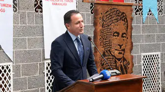Diyarbakır'ın yetiştirdiği büyük şair Cahit Sıtkı Tarancı vefatının 70. yılında anıldı