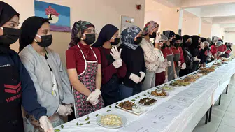 Diyarbakır'ın tescilli Çermik biberi mutfakta devleşti: 41 farklı lezzet yarıştılar