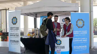 Diyarbakır'da "Hoş Geldin" standına öğrencilerden yoğun ilgi: Talepler toplandı
