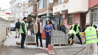 Diyarbakır Kayapınar'da 17 bin metrekarelik yol hamlesi