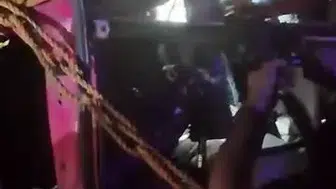 Diyarbakır-Şanlıurfa yolunda tır faciası Bir sürücü hurdaya dönen kabinde sıkıştı