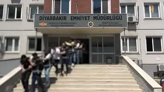 Diyarbakır'da KOM şubeden organize suç örgütüne büyük darbe 40 kişi gözaltına alındı