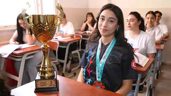 Antalya’da kürsüye çıkan Diyarbakırlı iki sporcu şehre büyük gurur yaşattı
