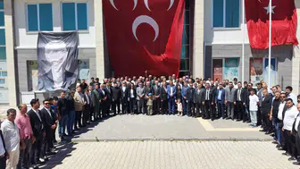 Ergani'deki MHP Kongresinde Ankara'daki Mitinge Sert Yanıt Bölücü ve Terörist Tartışması