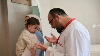 Diyarbakır'da 1,5 yıl boyunca teşhisi konulamayan nadir mide hastalığı ameliyatla tedavi edildi