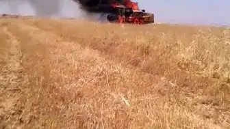 Ergani'de yanan biçerdöverin sahibi Yozgatlı çiftçiye Diyarbakırlı köylülerden büyük jest