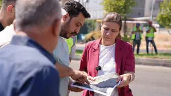Diyarbakır'da 6 cadde için 42 bin ton asfalt Eşbaşkan Bucak sahadaki çalışmaları denetledi