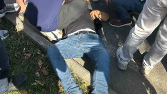 Kayapınar'da motosiklet kazası: Yolun karşısına geçmek isterken yaralandı