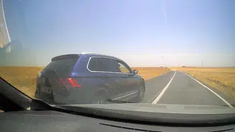 Diyarbakır'da haber takibi yapan gazeteciye çirkin saldırı Araçla yoldan çıkardılar