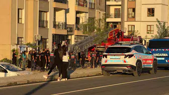 Diyarbakır Bağlar'da balkonda asılı kalan kadını komşusu son anda kurtardı