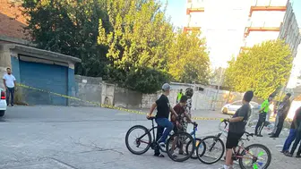 Diyarbakır Bismil'de yürek yakan kaza: Kamyonetin çarptığı 4 yaşındaki çocuk hayatını