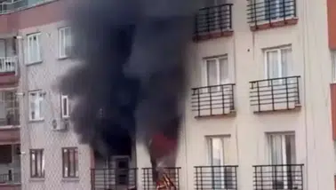 Diyarbakır'da 5. katta çıkan yangın paniğe neden oldu: 1 kişinin durumu ağır