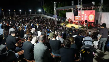 Diyarbakır'da Özgürlük Forumu'nda Ma Music rüzgarı: Yüzlerce kişi halay çekti