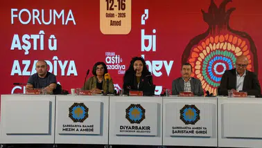 Diyarbakır'da barışın hukuki zemini konuşuldu: Kalıcı barış için toplumsal uzlaşı şart