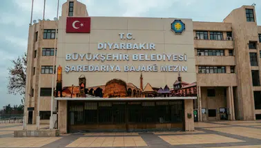Diyarbakır Büyükşehir Belediyesi'nde iletişim krizi: Alo 153 ve internet çöktü
