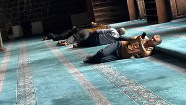 Diyarbakır'da 40 dereceyi bulan kavurucu sıcaklar yaşamı durdurdu Serinlik arayışı başladı