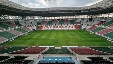 Amedspor'un yuvasına yüksek güvenlik: Diyarbakır Stadı'nda 5 metrelik kapı dönemi