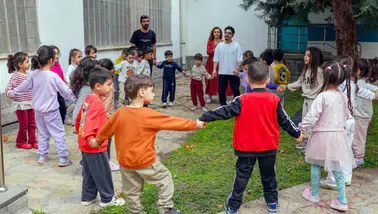 Diyarbakır’da küçük eller işbaşında: Zarokistan’da bağbozumu