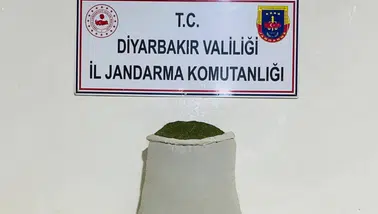 Diyarbakır genelinde jandarmadan büyük narkotik operasyonu 35 gözaltı ve 144 kilo esrar