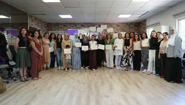 Diyarbakır'da 50 kadın teknik eğitimle iş hayatına atıldı Sertifikalarını aldılar