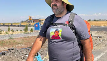 Diyarbakır'da Narin Güran'ın babası Arif Güran'dan Ankara'ya adalet yürüyüşü
