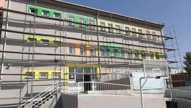Diyarbakırlı hayırsever iş insanından eğitime büyük destek: 7 okul yenilendi