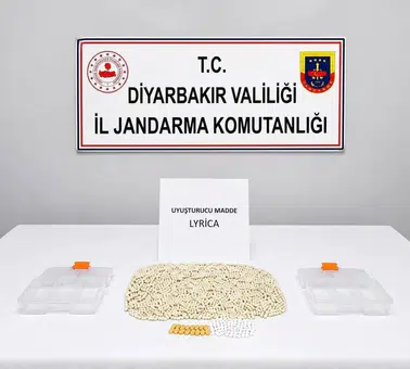 Diyarbakır'da jandarmadan narkotik operasyonu 2 şüpheli gözaltına alındı