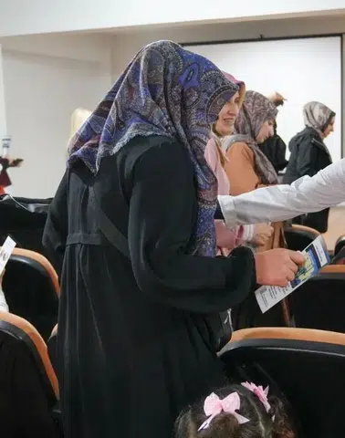 Diyarbakır'da kadınlara Kürtçe kanser semineri: Erken teşhis hayat kurtarır