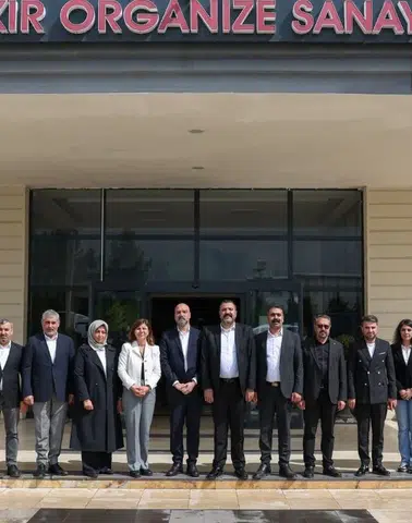 Diyarbakır'da Eşbaşkanlardan OSB yönetimine 'Hayırlı olsun' ziyareti