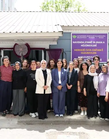 Diyarbakır'da kadınlar için özel merkez açıldı: Hem manevi hem ekonomik katkı sağlayacak