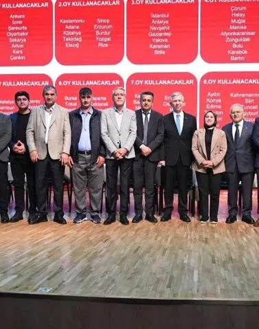 Diyarbakır'ın belediyesinde Eşbaşkana ikinci görev: Sur'un gururu oldu