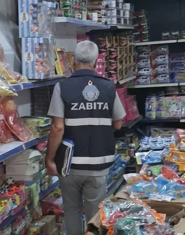 Diyarbakır'da market, tatlıcı ve kuruyemişçilere baskın: Kapsamlı inceleme yapıldı
