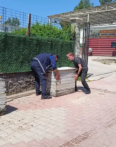 Diyarbakır'da kaldırım işgaline belediye geçit vermedi