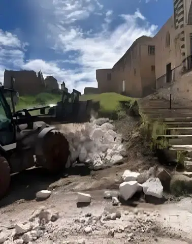 Diyarbakır'daki tarihi cami belediye tarafından modernize ediliyor