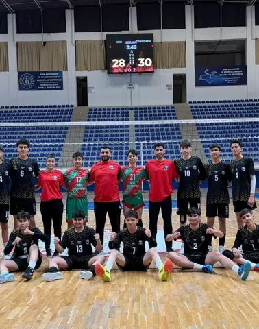 Diyarbakır ekibi voleybolda set vermeden Bölge Şampiyonu oldu: Gözler Türkiye finallerinde