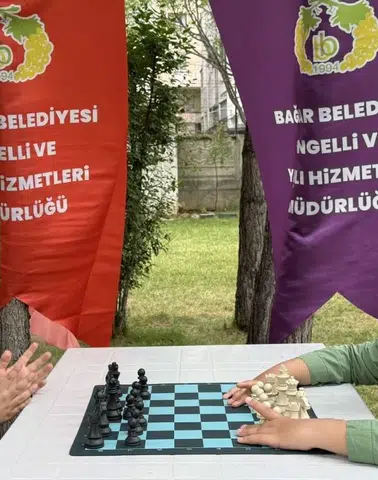 Diyarbakır'da otistik öğrencilere özel satranç kursu: Odaklanma ve strateji gelişecek
