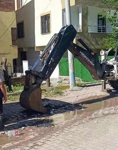 Diyarbakır'da 9 günde 40'tan fazla arıza giderildi: Kent susuz kalmadı