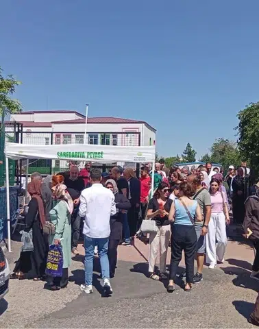 Diyarbakır'da YKS öğrencilerinin ağzı tatlandı: Belediyeden moral ikramı