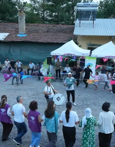 Diyarbakır'da mahalleleri coşturan buluşma: Her yaş grubu için etkinlik vardı