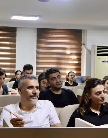 Sur Belediyesi personeline Kürtçe kursu: İki lehçede eğitim başladı