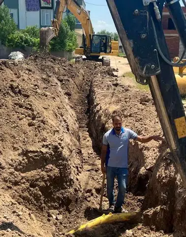 Diyarbakır'ın ilçesinde içme suyu sorununa neşter: 180 metrelik hat çekildi