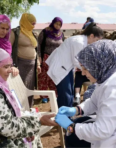 Diyarbakır'da belediyeden Kürtçe sağlık hizmeti: Bilgilendirme yapıldı