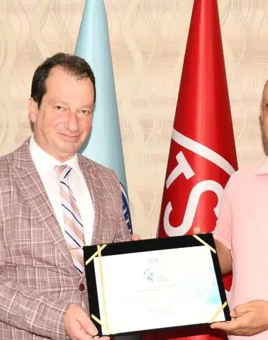 Dicle Üniversitesi'nde YÖK'ten alınan unvanın gururu yaşanıyor: Rektör'den özel teşekkür