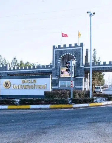 Diyarbakır'da konut dağıtımı başlıyor: Dicle Üniversitesi'nden kritik duyuru